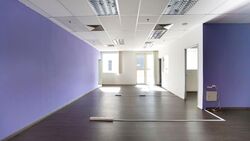 Burlington Square (D7), Office #586011401